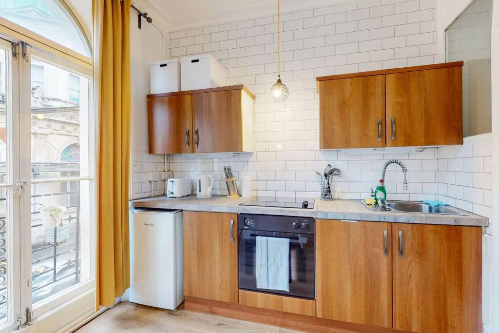 Modern 2 Bed Maisonette In Farringdon Barbican Casa de Férias