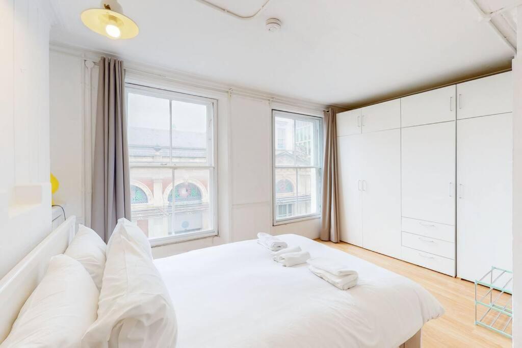Modern 2 Bed Maisonette In Farringdon Barbican * Londres