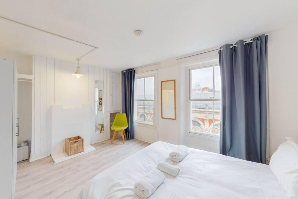 Modern 2 Bed Maisonette In Farringdon Barbican Casa de Férias Londres
